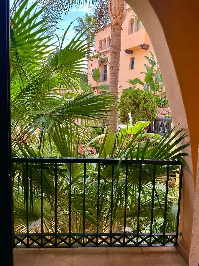 Apartment Next To The El Campanario, Atalaya Golf Estepona